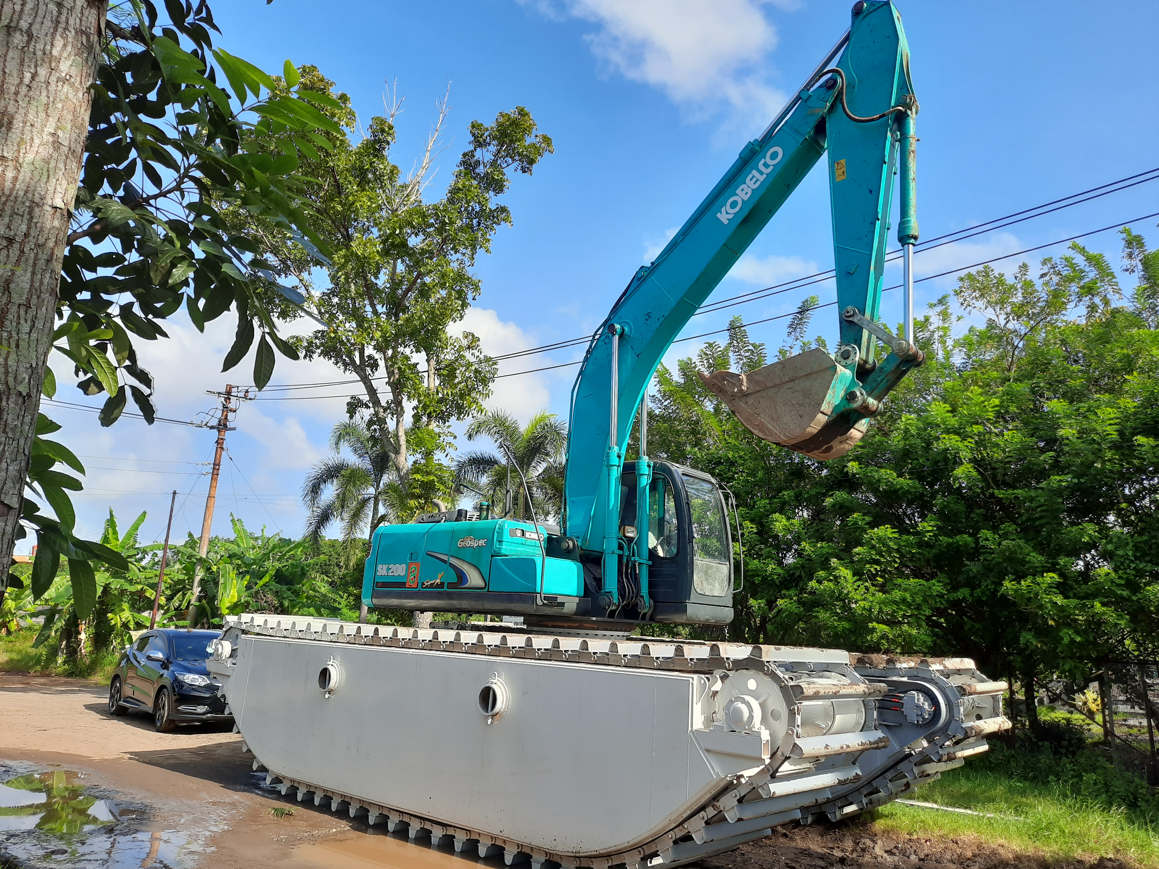 Bendera Excavator Amvibi
